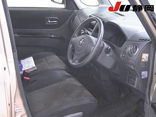 NISSAN ROOX 2010