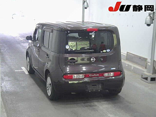 NISSAN CUBE 2010