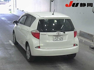 TOYOTA RACTIS 2011