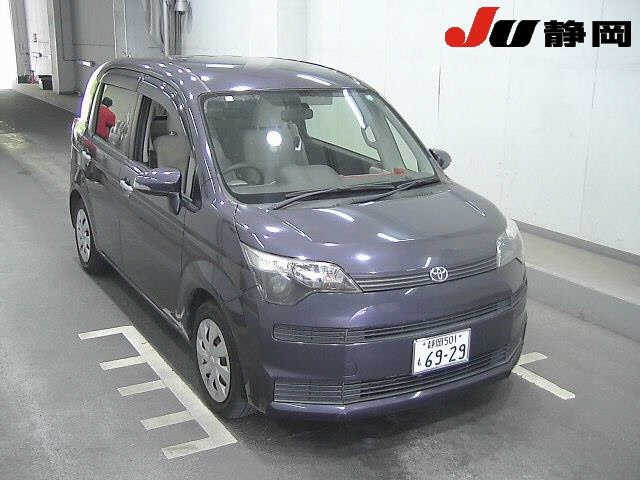 TOYOTA SPADE 2015
