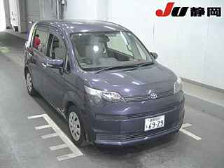 TOYOTA SPADE 2015