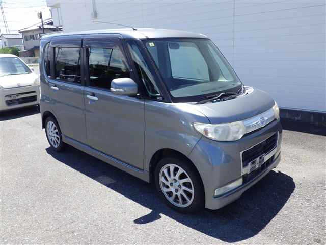 DAIHATSU TANTO 2008