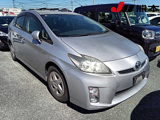 TOYOTA PRIUS 2010