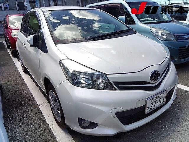 TOYOTA VITZ 2014