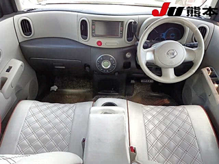 NISSAN CUBE 2010