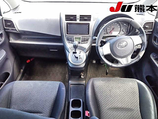 TOYOTA RACTIS 2011