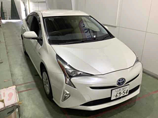 TOYOTA PRIUS 2016