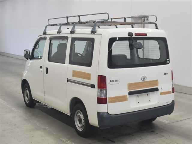 TOYOTA LITE ACE VAN 2013