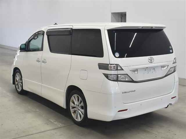 TOYOTA VELLFIRE 2008