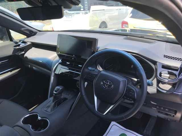 TOYOTA HARRIER 2022
