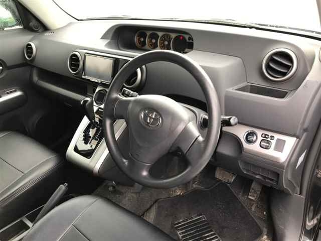 TOYOTA COROLLA RUMION 2011