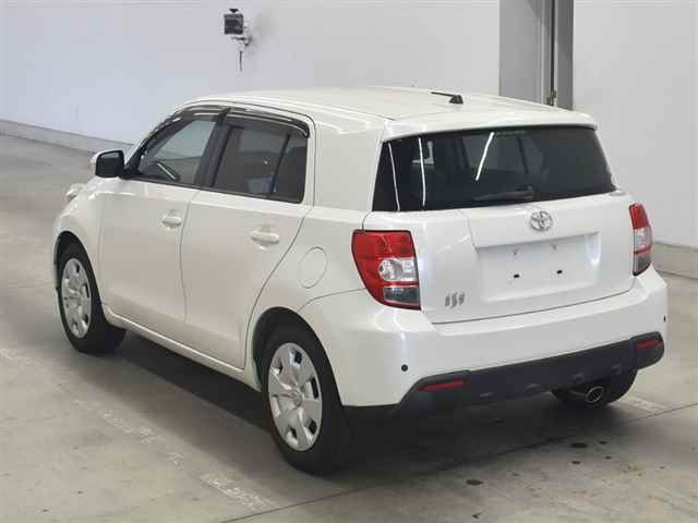 TOYOTA IST 2009