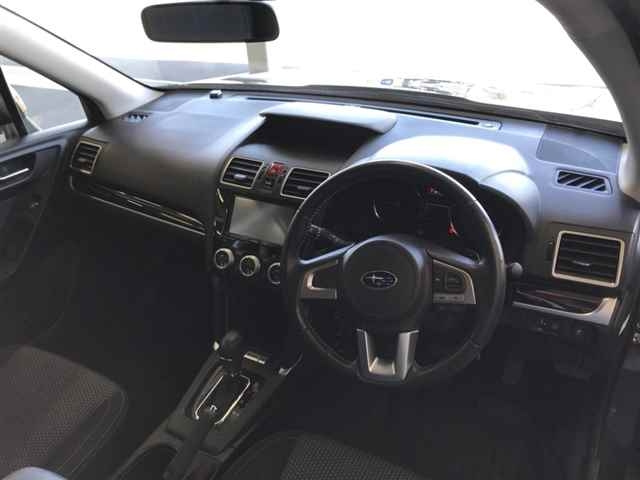 SUBARU FORESTER 2017