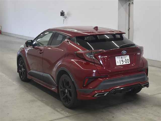 TOYOTA C-HR 2018