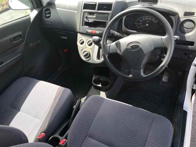 DAIHATSU MIRA 2011