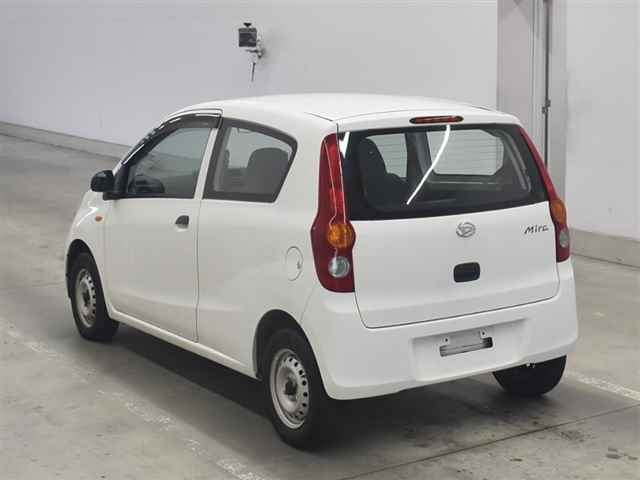 DAIHATSU MIRA 2011