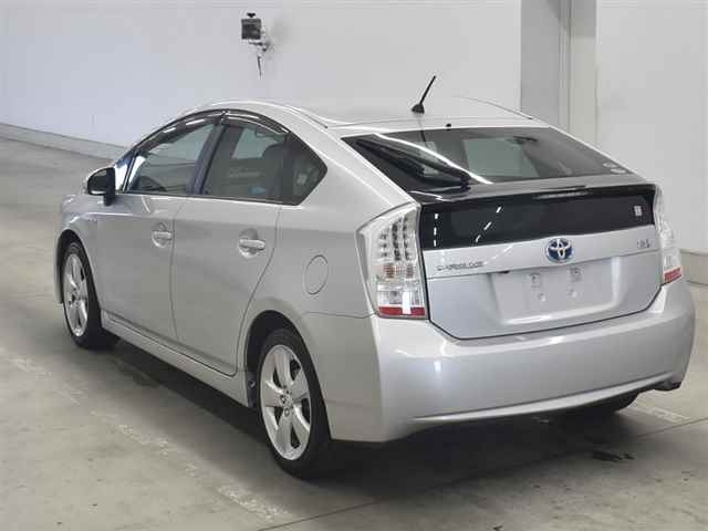 TOYOTA PRIUS 2010