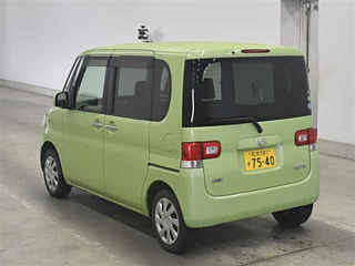 DAIHATSU TANTO 2012