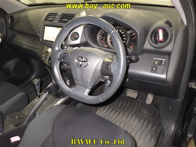TOYOTA VANGUARD 2011