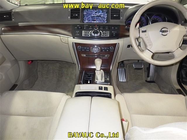 NISSAN FUGA 2008