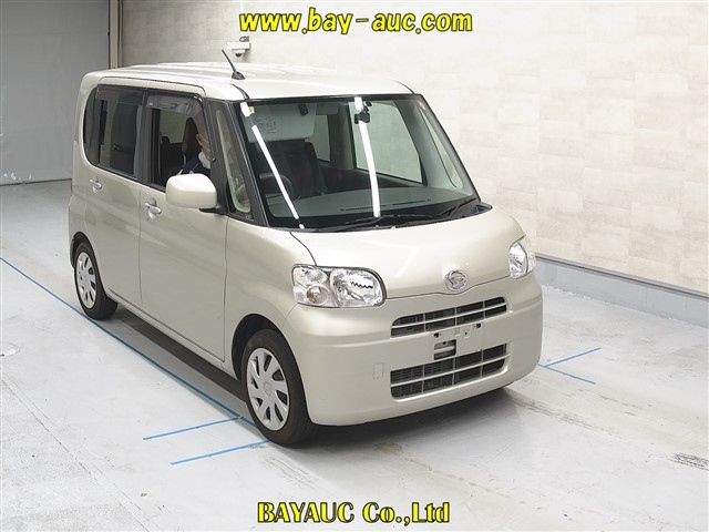 DAIHATSU TANTO 2012