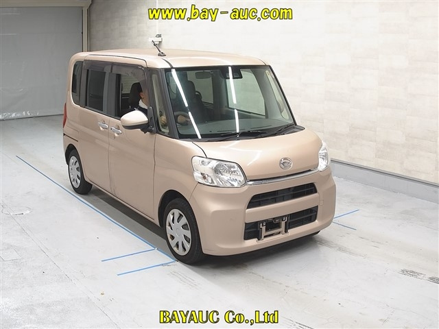 DAIHATSU TANTO 2018