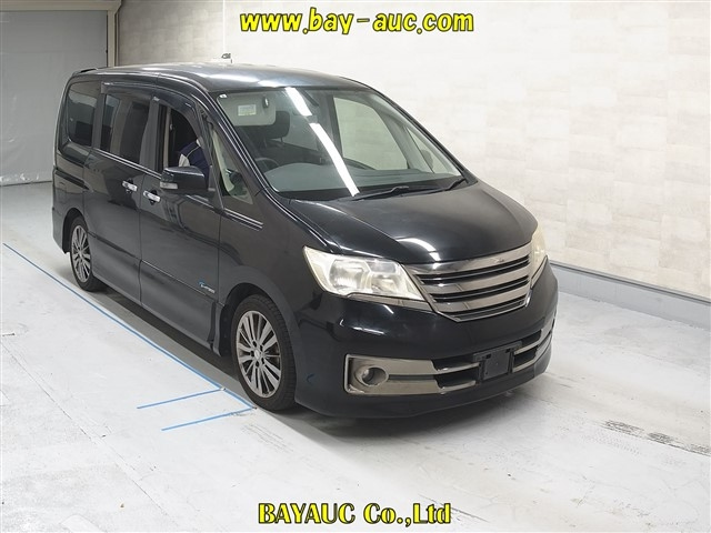 NISSAN SERENA 2013