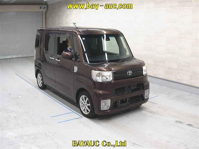 TOYOTA PIXIS MEGA 2017