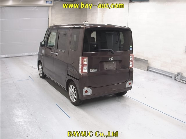 TOYOTA PIXIS MEGA 2017