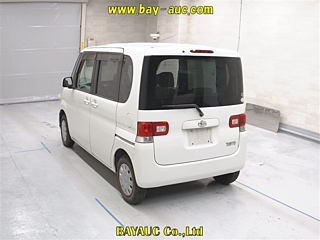 DAIHATSU TANTO 2008