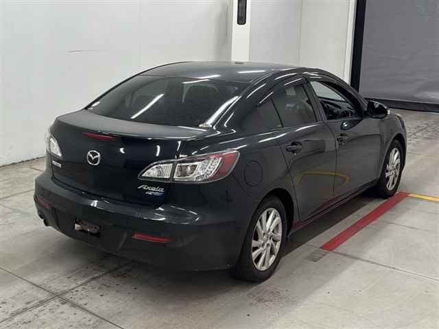 MAZDA AXELA 2012
