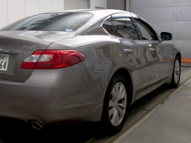 NISSAN FUGA 2009