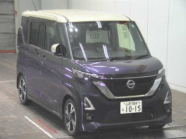NISSAN ROOX 2021