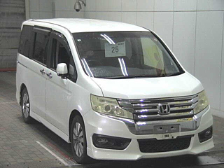 HONDA STEP WAGON 2012