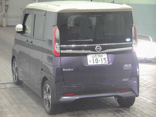 NISSAN ROOX 2021