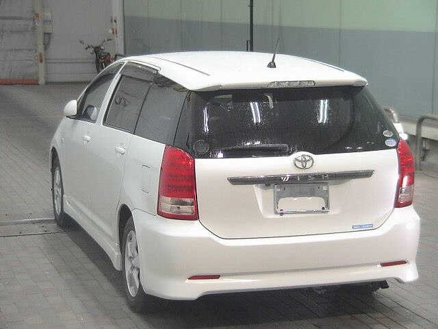 TOYOTA WISH 2008