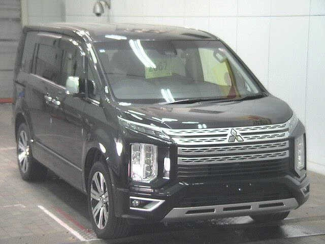 MITSUBISHI DELICA D5 2023