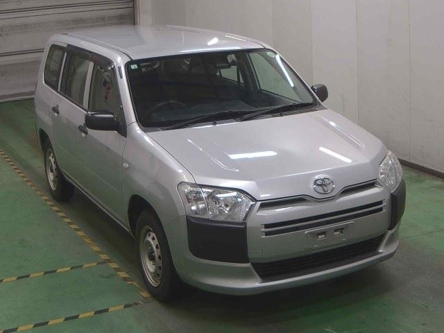 TOYOTA PROBOX 2020