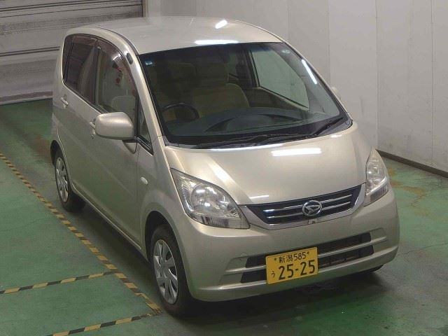 DAIHATSU MOVE 2009