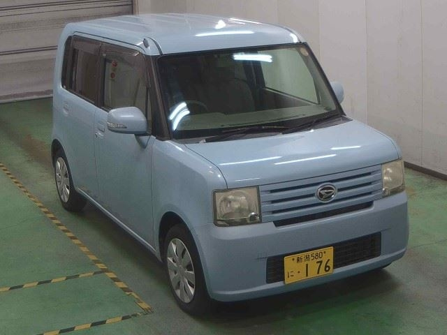 DAIHATSU MOVE CONTE 2010