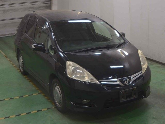 HONDA FIT SHUTTLE 2013
