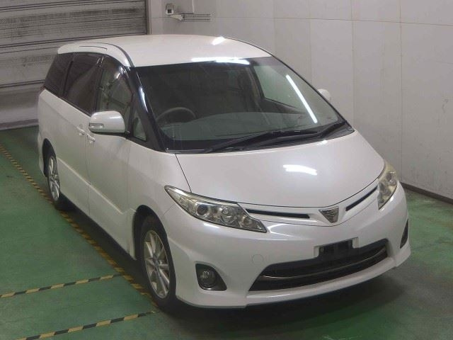 TOYOTA ESTIMA 2009