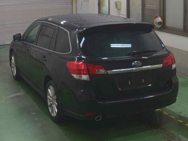 SUBARU LEGACY 2011