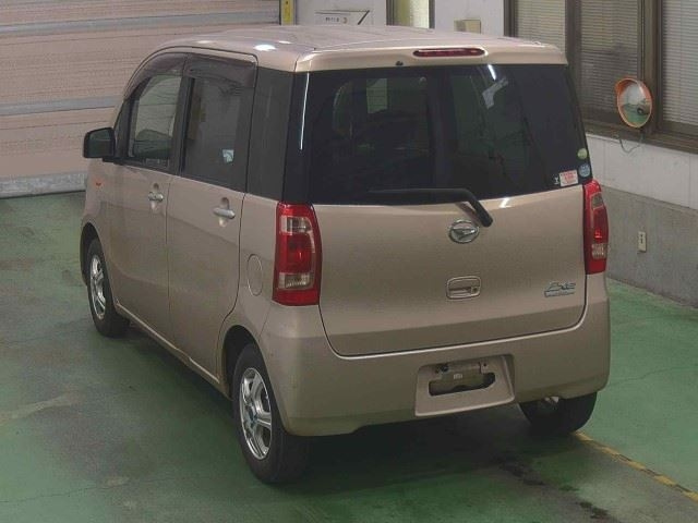 DAIHATSU TANTO EXE 2010