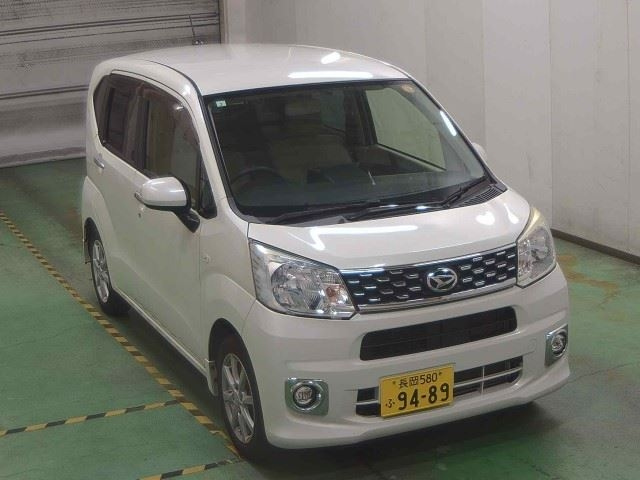 DAIHATSU MOVE 2015
