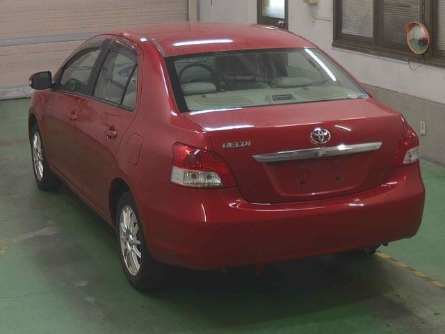TOYOTA BELTA 2011
