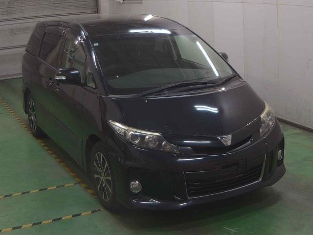 TOYOTA ESTIMA 2015
