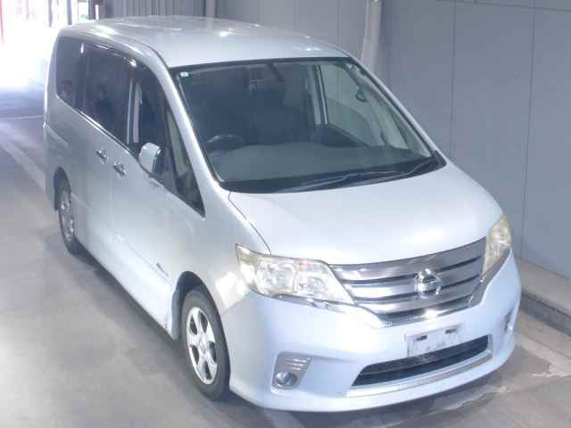 NISSAN SERENA 2013