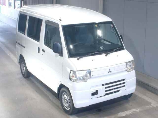 MITSUBISHI MINICAB VAN 2012
