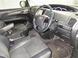 TOYOTA ESTIMA 2015